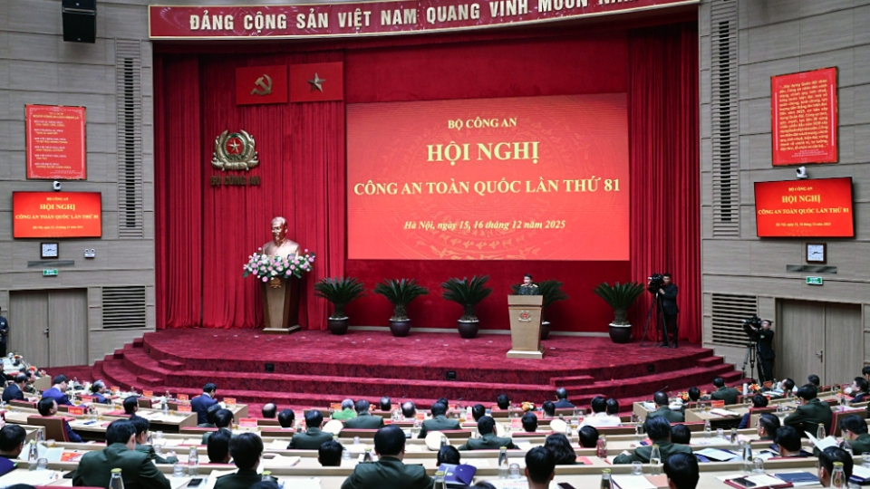 PM Pham Minh Chinh speaks at the 81st National Public Security Force Conference in Hanoi 1.jpg