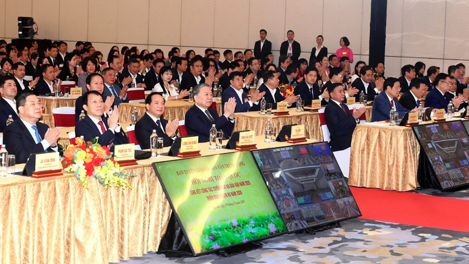 Party chief attends conference on communications and mass mobilisation_0.jpg
