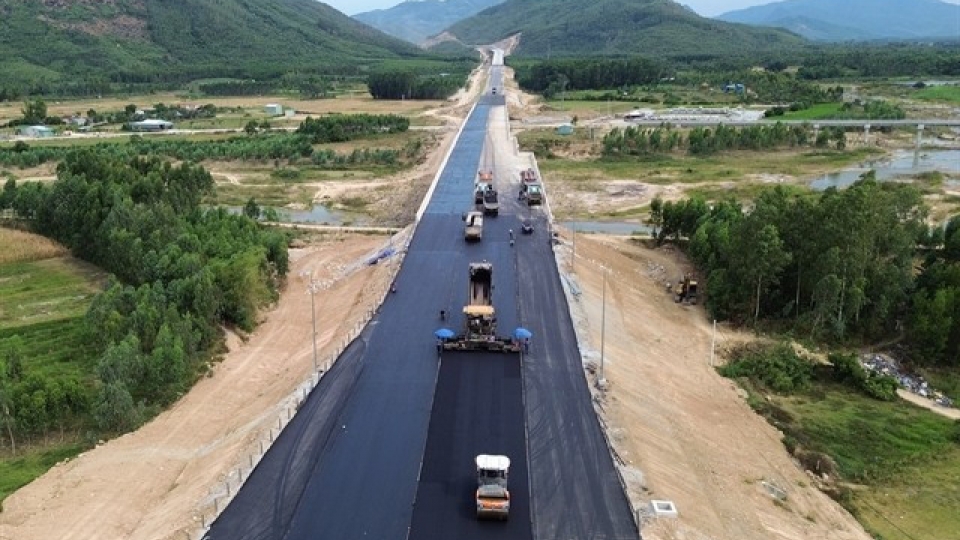 Quy Nhơn–Chí Thạnh Expressway.jpg