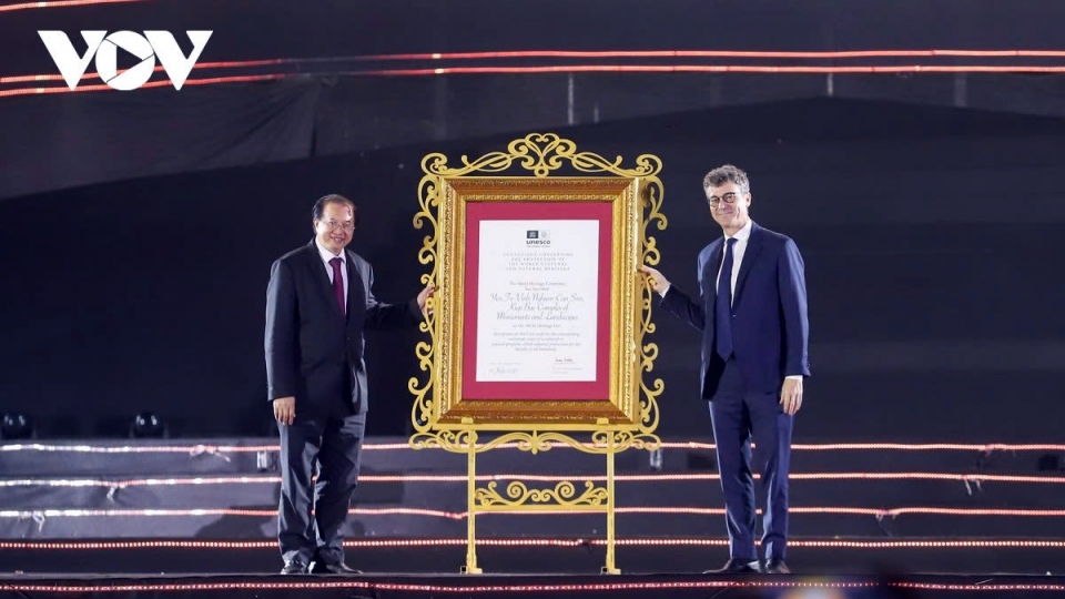 UNESCO honours Yen Tu–Vinh Nghiem–Con Son–Kiep Bac Complex.jpg