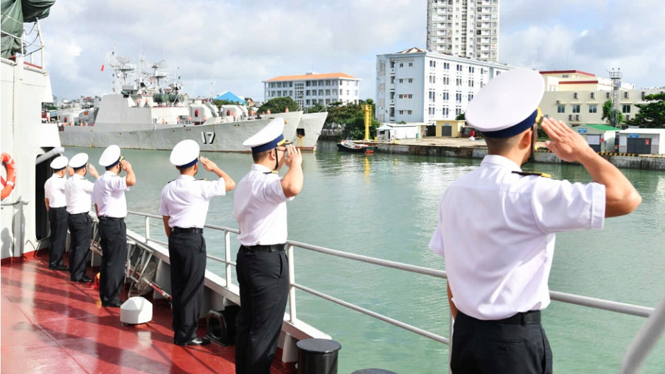 Vietnam Navy ship departs for ASEAN–US maritime exercise.jpg