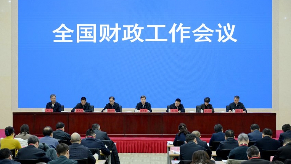 bo_truong_tai_chinh_trung_quoc_lam_phat_an_chu_tri_hoi_nghi_cong_tac_tai_chinh_toan_quoc_tai_bac_kinh_tu_ngay_27-28_thang_12._anh_finance.sina_.com_.jpg