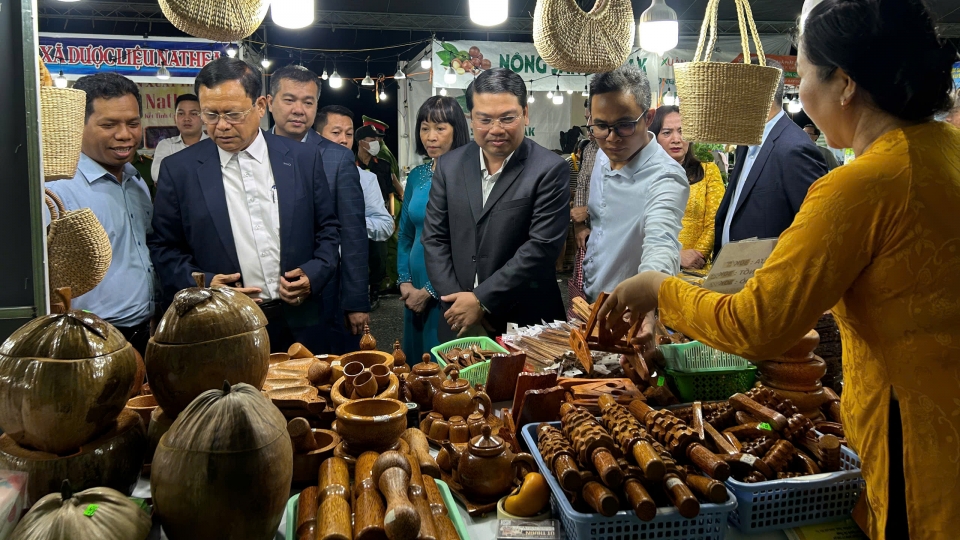 hoi_cho_20251210220639.jpg