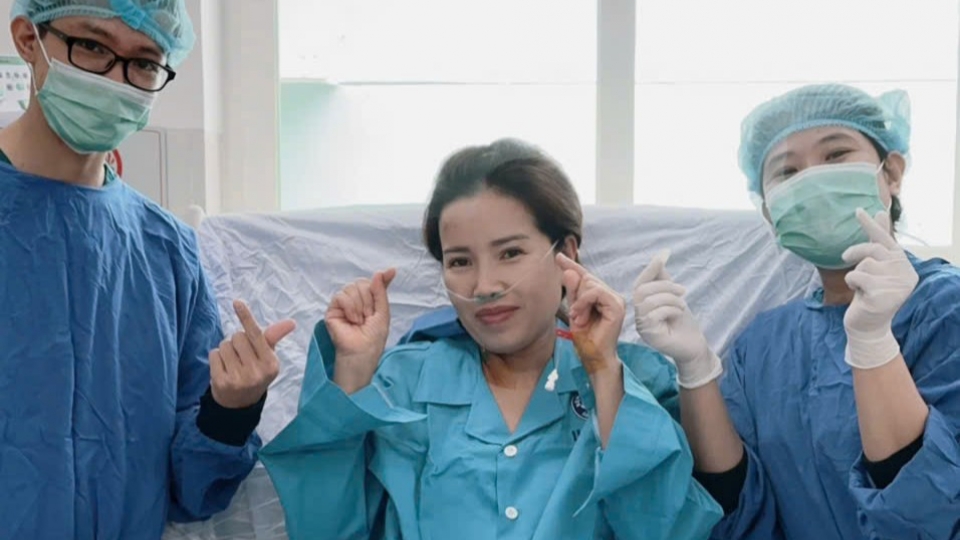 nu_benh_nhan_sau_ca_hien_gang_ghep_gan_cho_chong_20251204164451.jpg