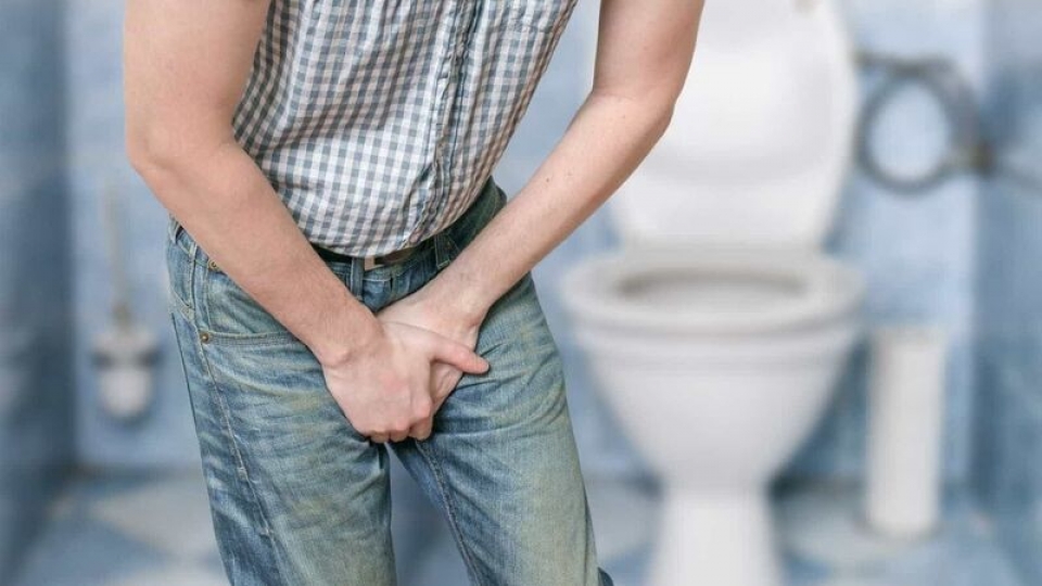 Tiểu buốt, tiểu rắt mạn tính: Cảnh báo bệnh lý nguy hiểm không nên chủ quan