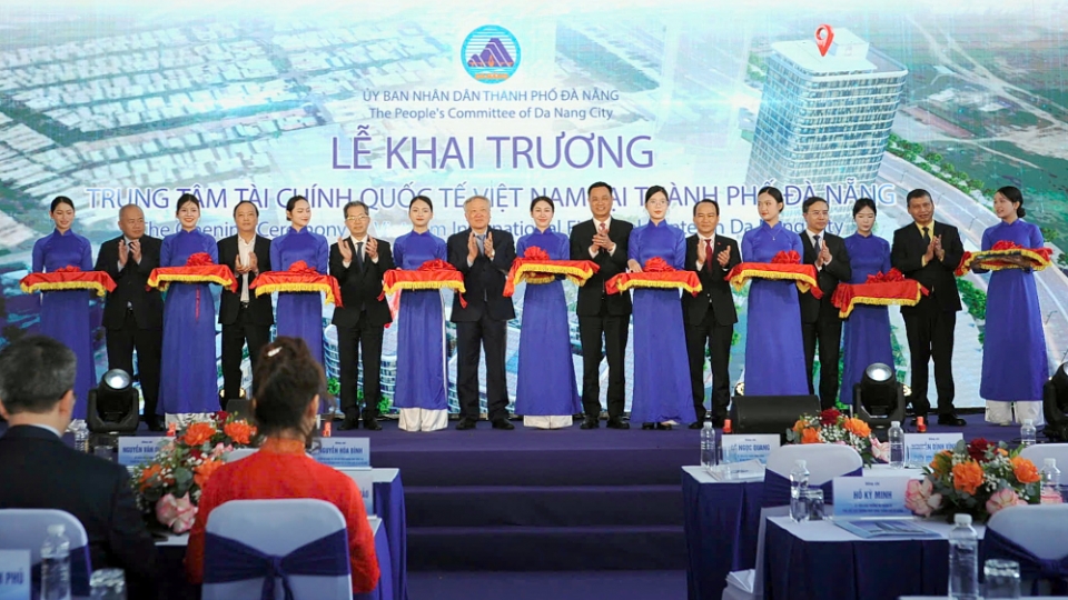 Da Nang International Financial Center launched to boost global integration.jpg