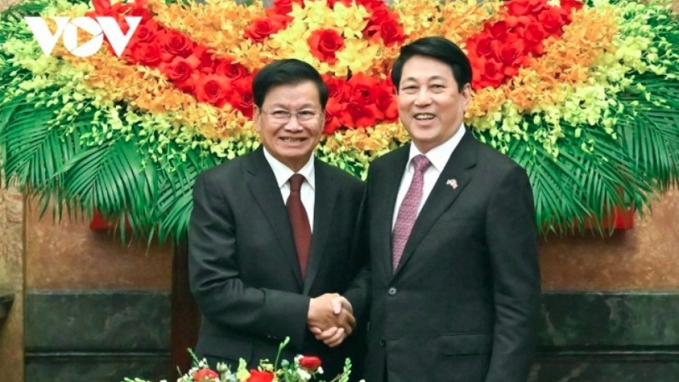 President Cuong and Lao leader.jpg