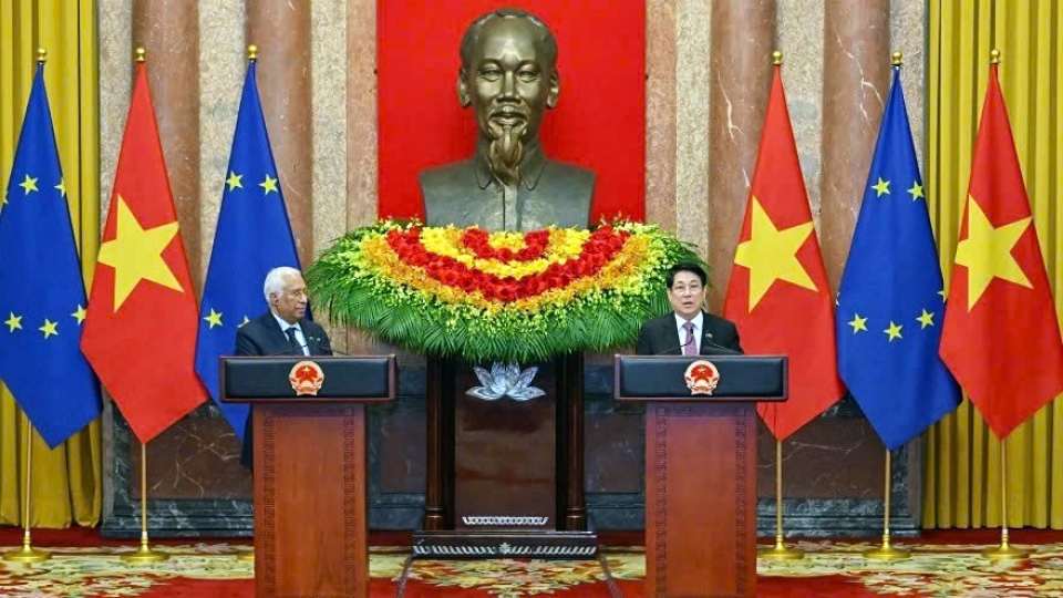 State President Luong Cuong and European Council President António Costa.jpg