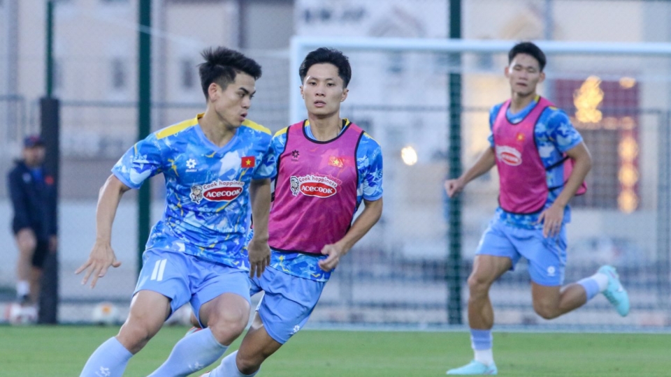 Vietnamese players train hard in Qatar ahead of AFC U23 Asian Cup 2026.jpg