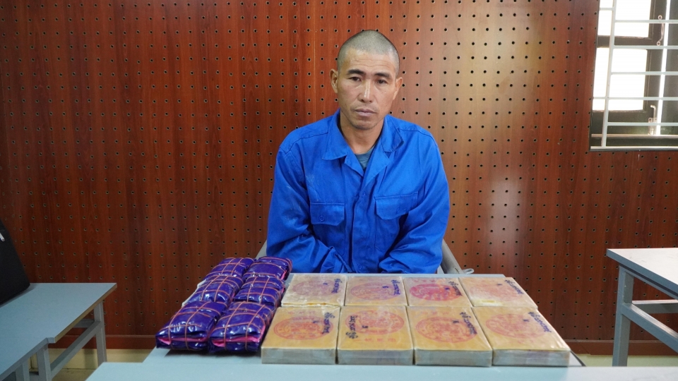 doi_tuong_pao_cung_tang_vat_10_banh_ma_tuy.jpg