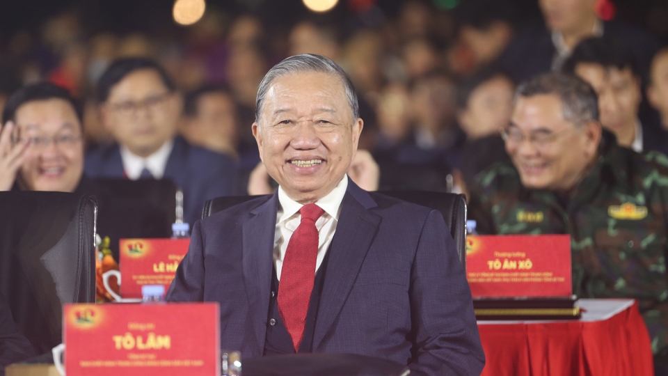 Tổng Bí thư dự Lễ kỷ niệm 85 năm Ngày Bác Hồ về nước lãnh đạo Cách mạng Việt Nam