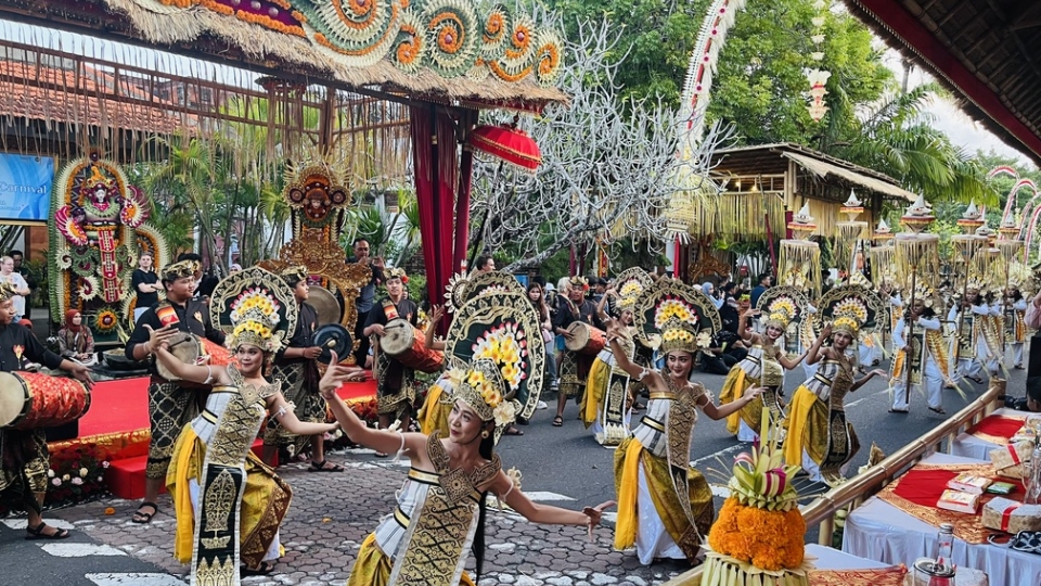 mot_le_hoi_duong_pho_o_bali_-_vov_jakarta_1.jpg