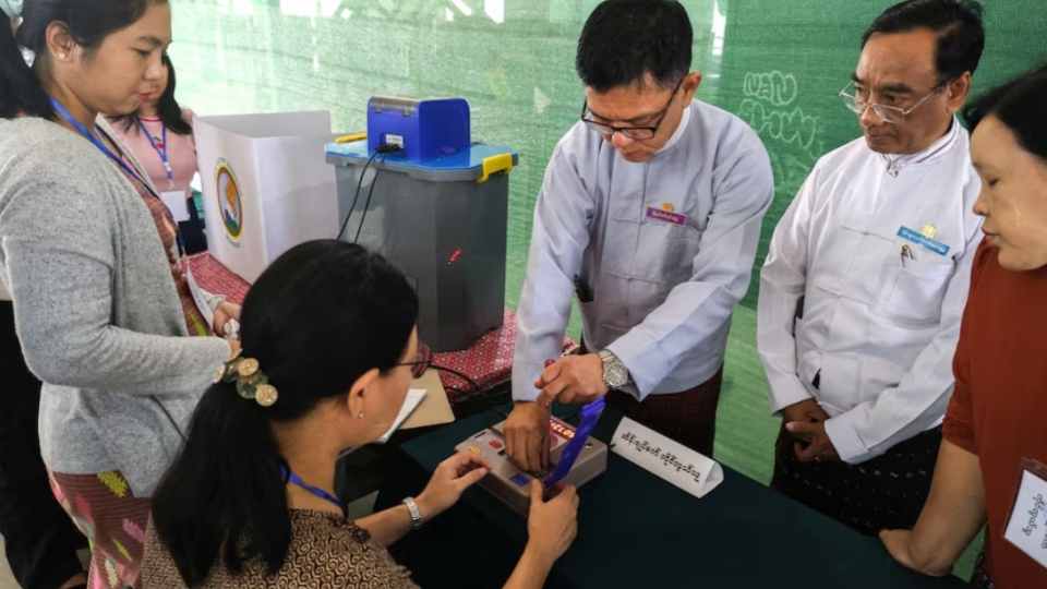 myanmar_vote_reuters.jpg
