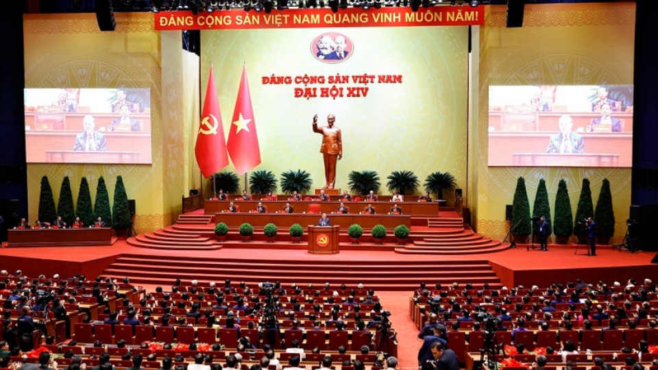 quang-canh-phien-be-mac-dai-hoi-xiv-cua-dang.jpg