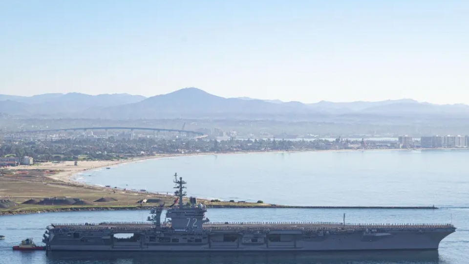 tau_san_bay.png
