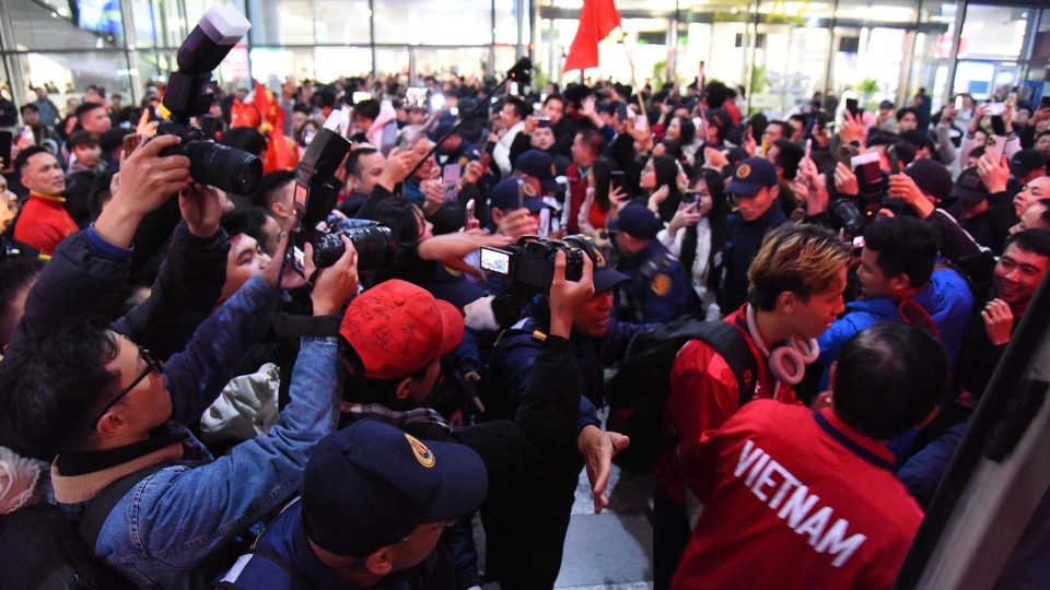 U23 Việt Nam về nước trong vòng tay chào đón của người hâm mộ