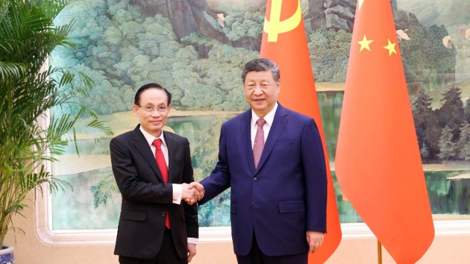 Xi Jinping and Le Hoai Trung met in Beijing.jpg