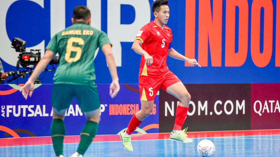 futsal_viet_nam_thua_indonesia_hlv_giustozzi_noi_dieu_bat_ngo.jpg