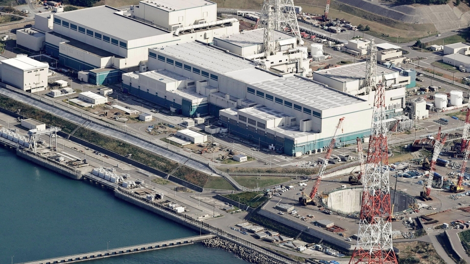 nha may dien hat nhan Nhat Ban Kashiwazaki-Kariwa  -reu.jpg