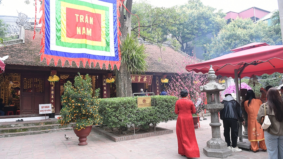 thang_long_tu_tran_2.jpg