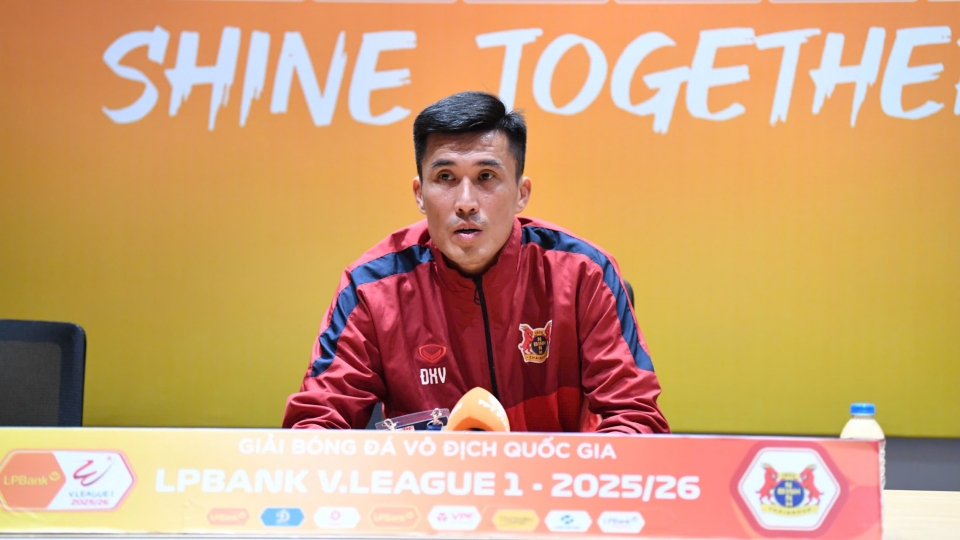 tro ly hlv ninh binh.jpg