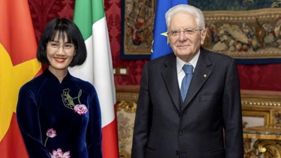 Ambassador and  Italian President.jpg