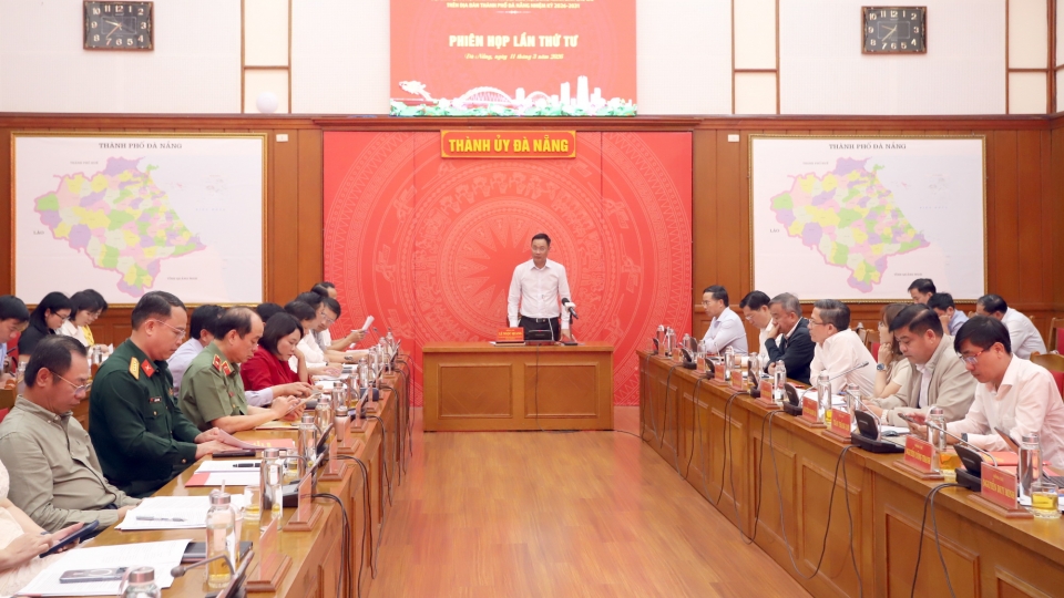 Quang cảnh phiên họp lần thứ 4 Ban Chỉ đạo bầu cử  thành phố Đà Nẵng.jpg
