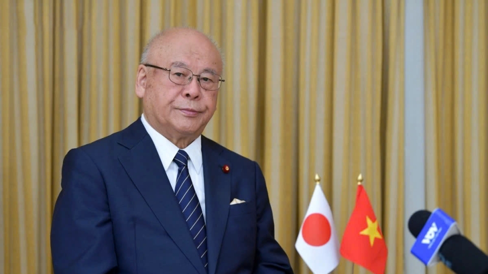 Takebe Tsutomu, Special Adviser to the Japan–Vietnam Parliamentary Friendship Alliance 1.jpg