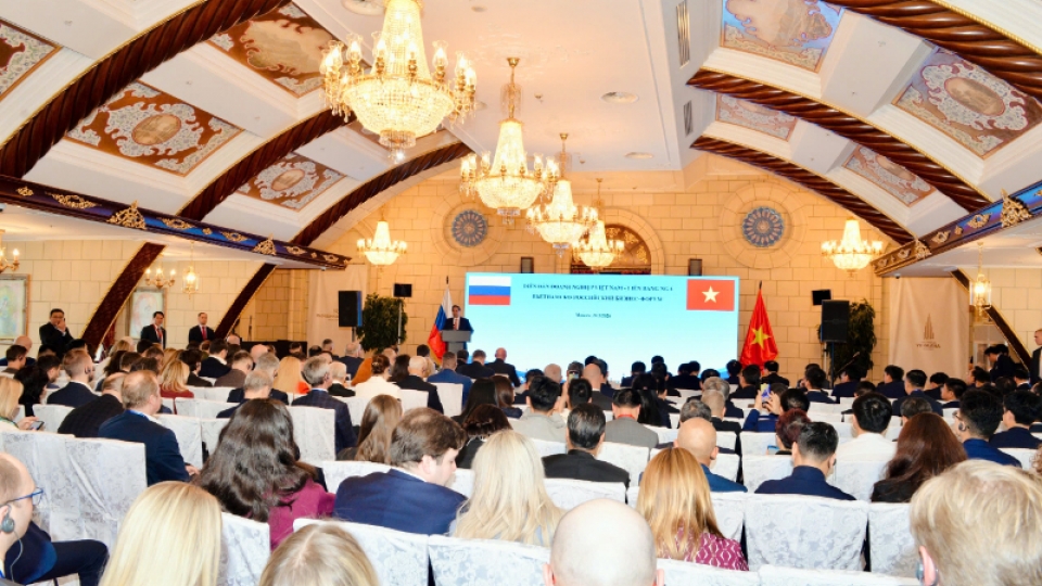Vietnam - Russia business forum in Moscow  on March 24.jpg