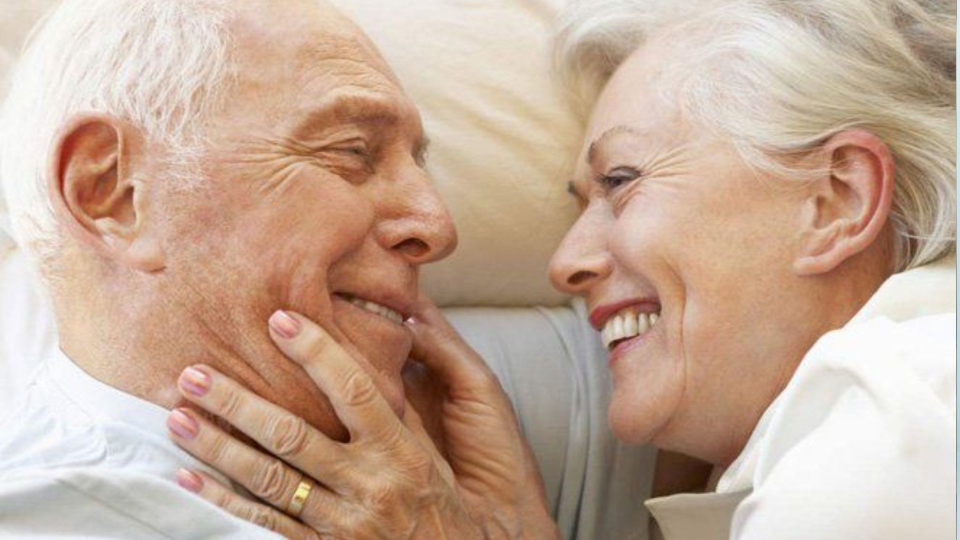 chuyện tình dục.jpg