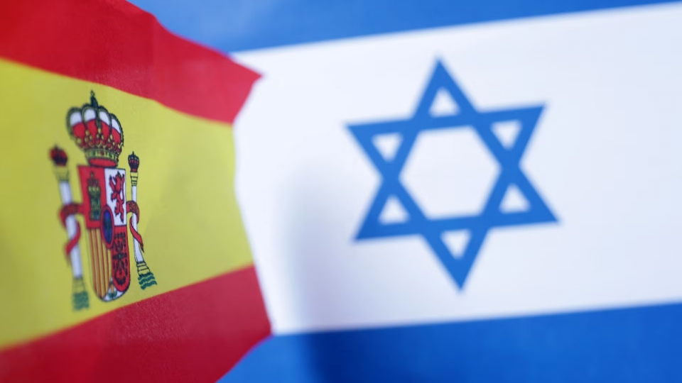 co Israel Tay Ban Nha, quoc ky Tay Ban Nha Israel -reu.jpg