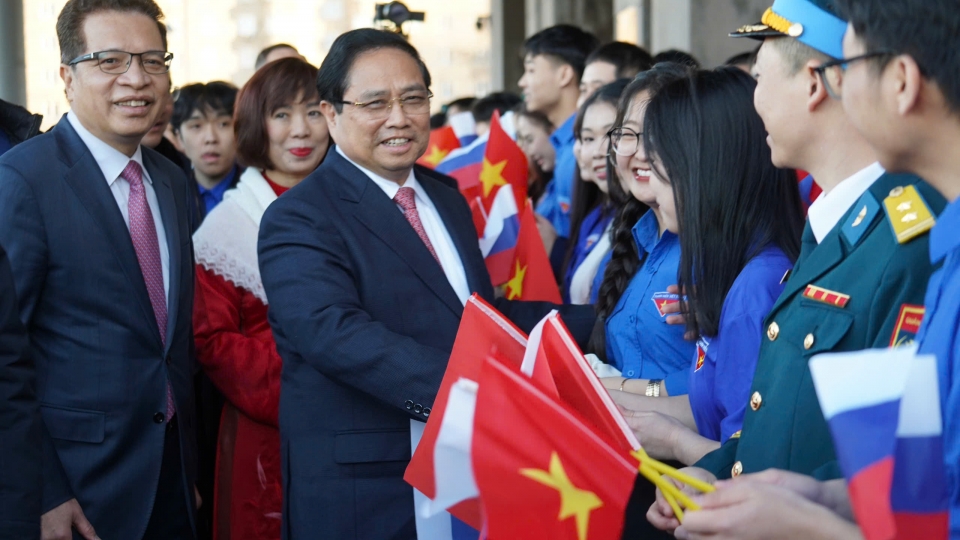 thu_tuong_pham_minh_chinh_gap_go_cong_dong_nguoi_viet_nam_tai_lien_bang_nga_1.jpg