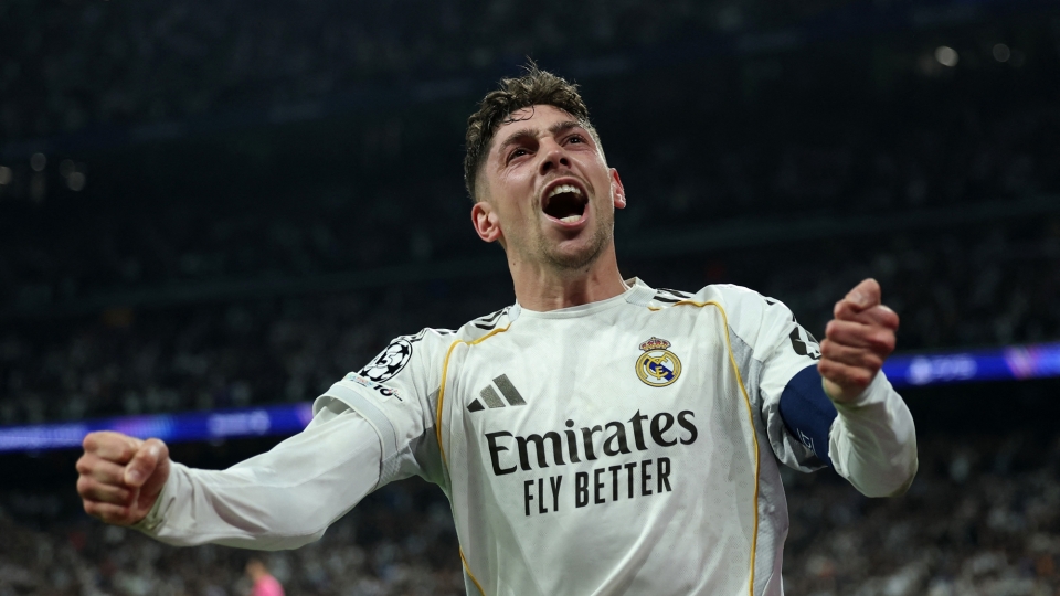 Valverde được chấm 10 điểm sau màn siêu trình diễn trước Man City