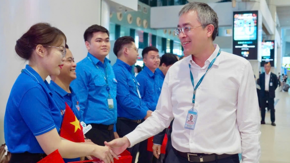 Khi tiếp viên hàng không khoác áo Đoàn: Hành trình đặc biệt trên bầu trời Việt Nam