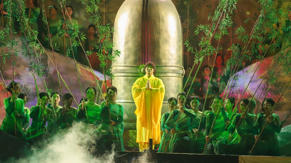 Mãn nhãn chương trình nghệ thuật "Non thiêng Yên Tử - Khí phách ngàn năm"