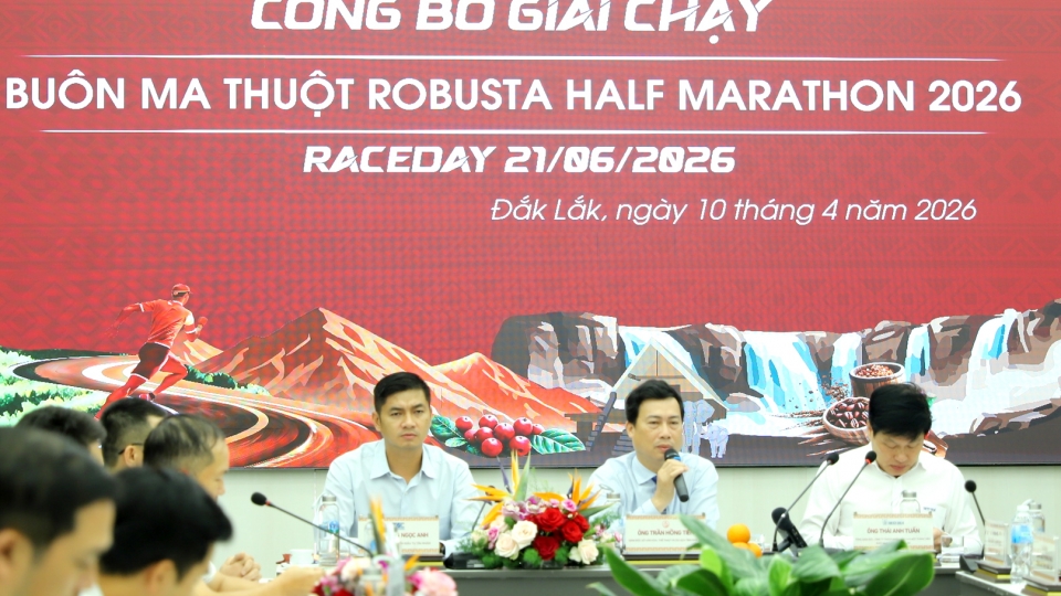 10-2 giai chay 1.jpg