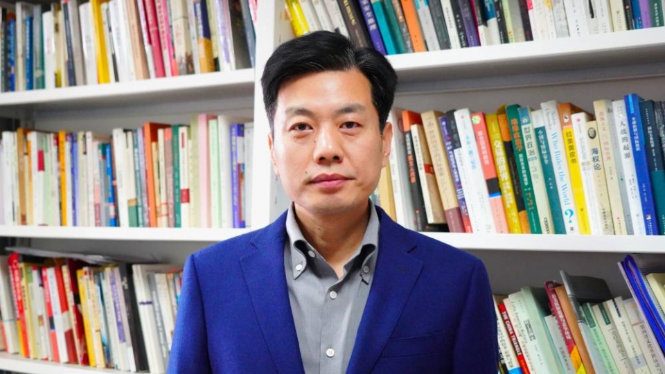 Giáo sư Thôi Thủ Quân, Đại học Nhân dân Trung Quốc (1).jpg