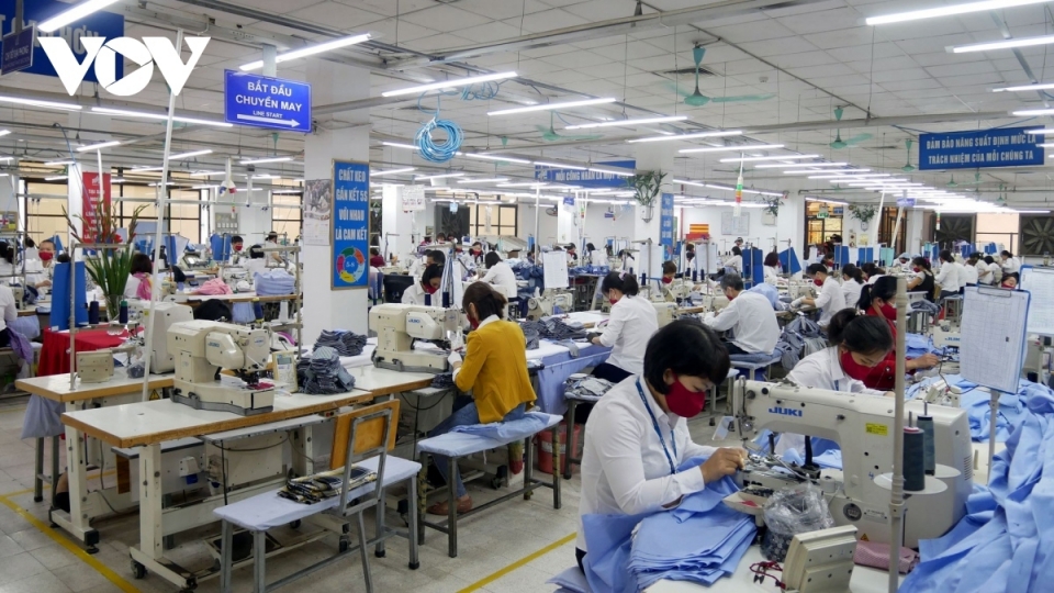 Hanoi's businesses seek to iron out snags to help facilitate operation and expand production.jpg