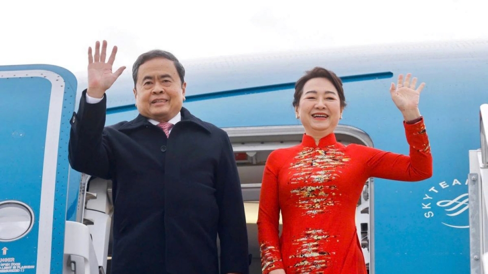 National Assembly Chairman Tran Thanh Man and his spouse.jpg