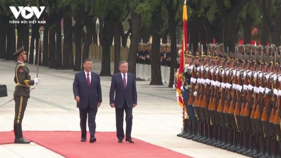 Top Vietnamese and Chinese leaders pict1.jpg