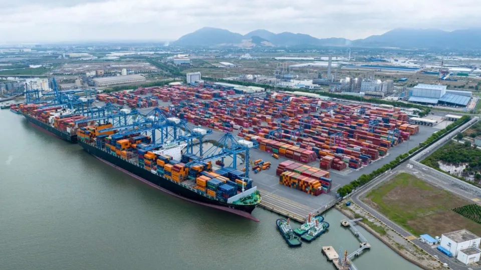 cang-Cai-Mep-1392x969.jpg