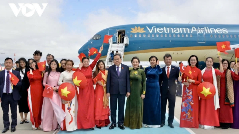 chu tich quoc hoi tran thanh man tham tho nhi ky.jpg