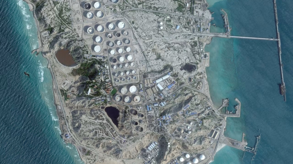 dao Kharg, trung tam nang luong Iran, co so nang luong Iran, trung tam dau mo Iran, trung chuyen dau mo Iran -reu.jpg