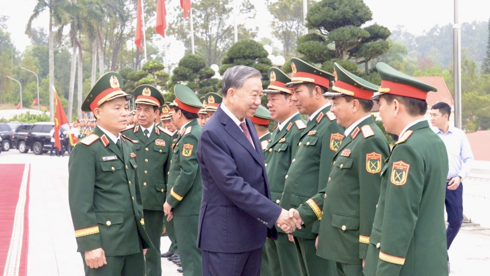 Tổng Bí thư, Chủ tịch nước: Quân khu 3 phải vững phên dậu, chắc thế trận lòng dân