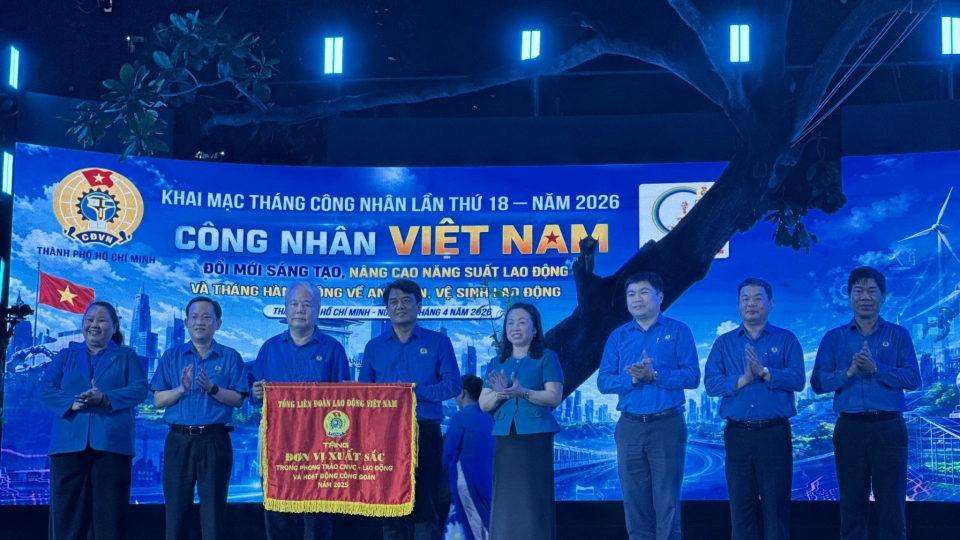 lien_doan_lao_dong_tp.hcm_nhan_co_thi_dua.jpg