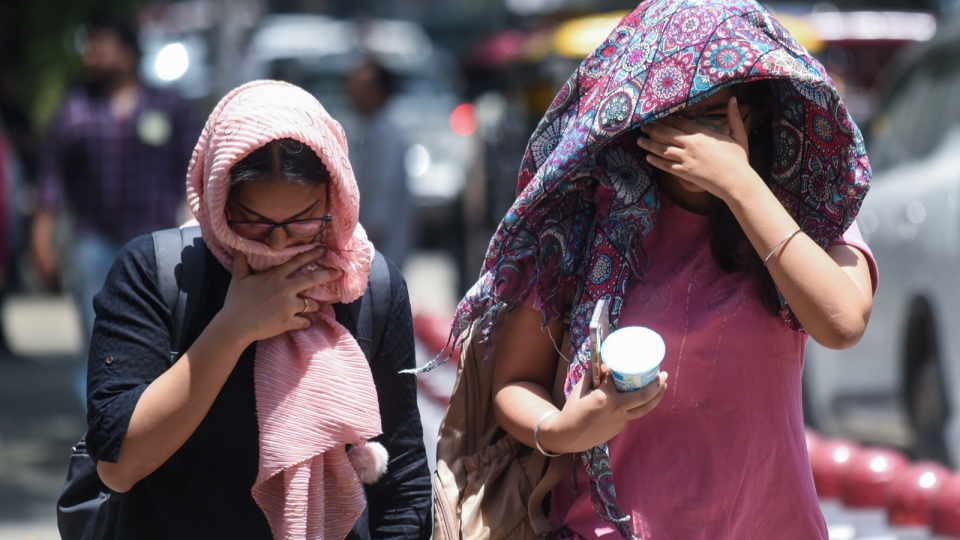 nang nong An Do, nang gat An Do nang nong, che nang, thoi tiet cuc doan -ani.jpg