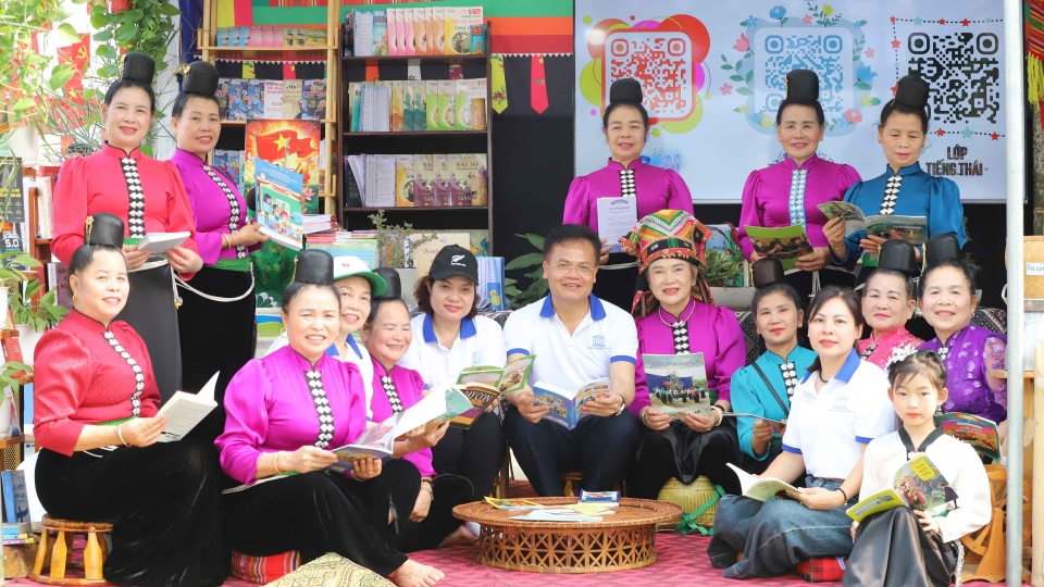 ngay_hoi_la_minh_chung_cu_the_cho_su_ket_noi_giua_tri_thuc_truyen_thong_va_tri_thuc_hien_dai_giua_van_hoa_doc_va_cong_nghe_so_giua_viec_hoc_voi_thuc_tien_phat_trien.jpg