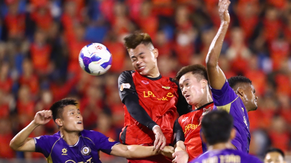 ninh_binh_vs_ha_noi.jpg