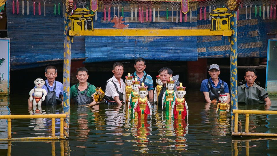 Nhọc nhằn giữ lửa phường rối nước Hồng Phong khi thủy đình lặng sóng