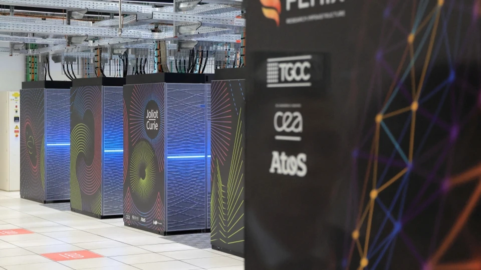 2026-05-22T111718Z_1040936503_RC2BELA1MGKG_RTRMADP_3_FRANCE-QUANTUM-COMPUTING.JPG